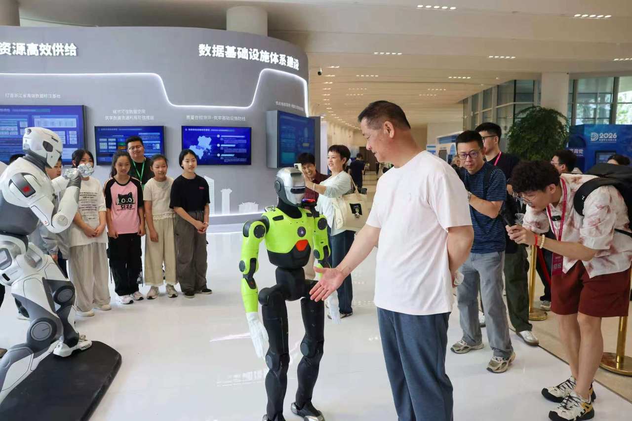 2026数安大会数据产品成果展。共享联盟·瓯海 蔡温瑞 摄.jpg